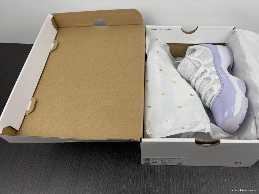 Low AH7860-101 “Pure Violet” Jordan Air 11 0517